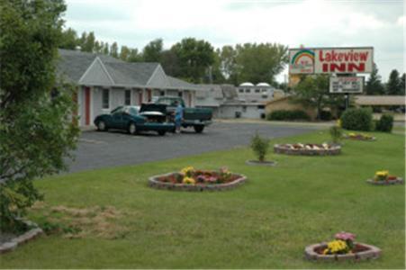 Lakeview Inn ウィルマー  エクステリア 写真